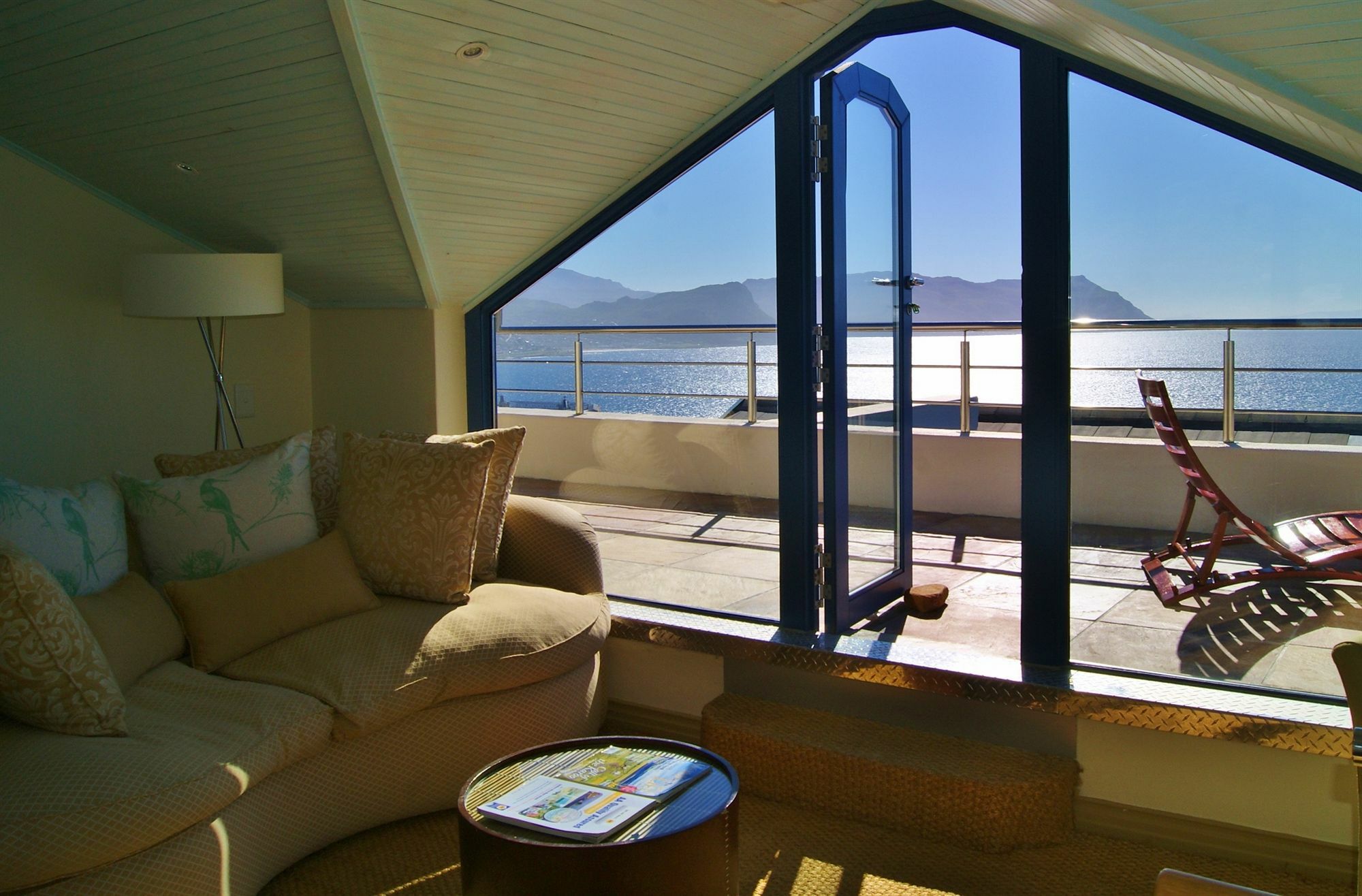 Magellan'S Passage Hotel Cape Town Exterior photo